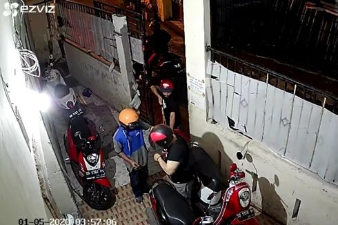 Viral Video Begal Rampas Barang Pengemudi Ojol di Makassar, Polisi Buru Pelaku