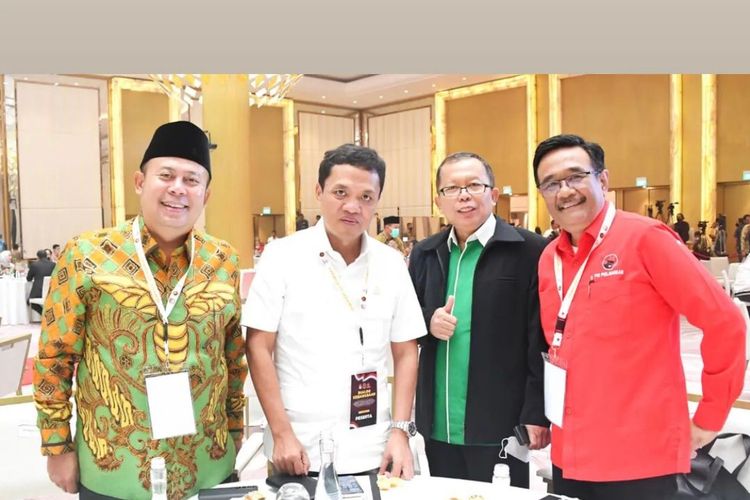 Unggahan di Instagram Story Wakil Ketua Umum PPP Arsul Sani, Senin (13/3/2023). Dalam unggahan tersebut Arsul nampak berfoto bersama Waketum Gerindra Habiburokhman, Ketua DPP PDI-P Djarot Saiful Hidayat, dan Ketua DPP PKB Cucun Ahmad Syamsurijal. 