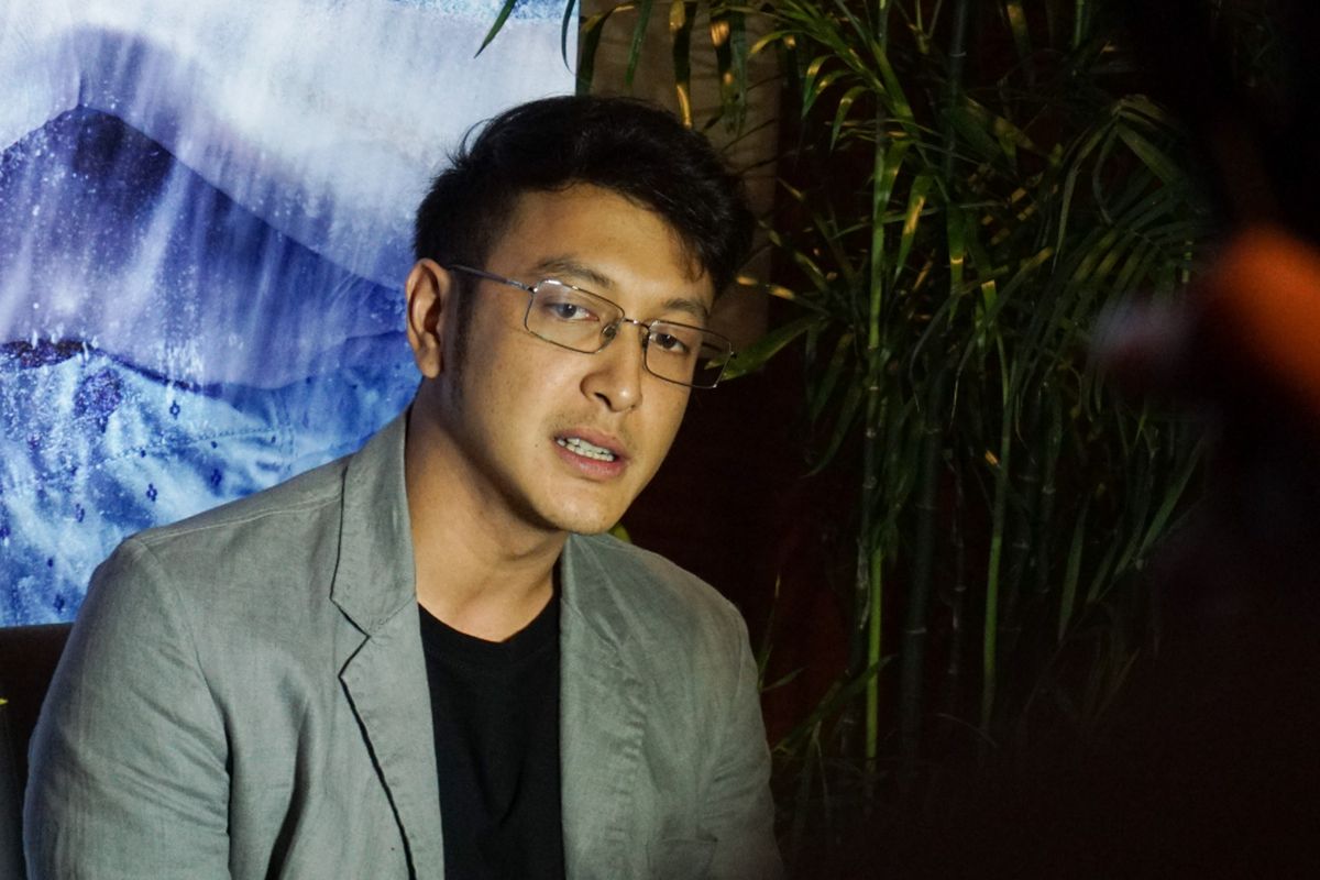 Artis peran Dimas Anggara dalam Gala Premiere film London Love Story 3 di Plaza Senayan, Jakarta Pusat, Kamis (25/1/2018).