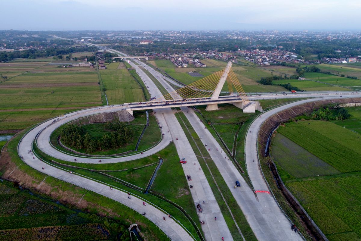 Jembatan Klodran di Tol Solo-Kertosono