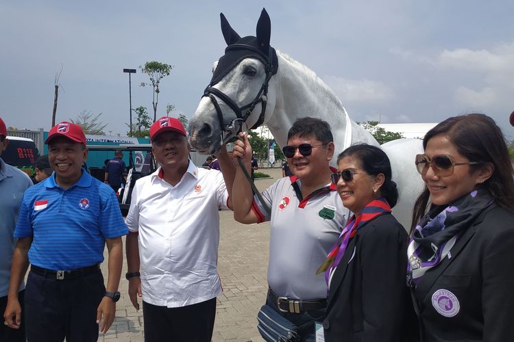 Pembukaan Equestrian Champions League (ECL) dihadiri oleh Menpora Zainudin Amali, Ketua KONI Marciano Norman, dan Ketua PP Pordasi Eddy Saddak.