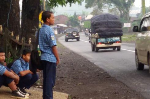 Angkot Mogok, Pelajar Protes karena Jadi Korban