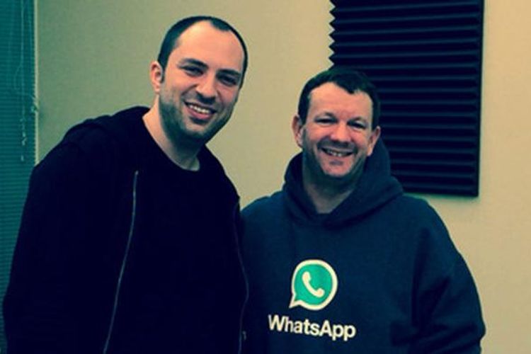 Duet pendiri WhatsApp Jan Koum (kiri) dan Brian Acton