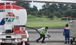 Di Balik Lepas Landas Pesawat, Aviation Fuel Terminal Pertamina Jaga Pasokan dan Kualitas Avtur
