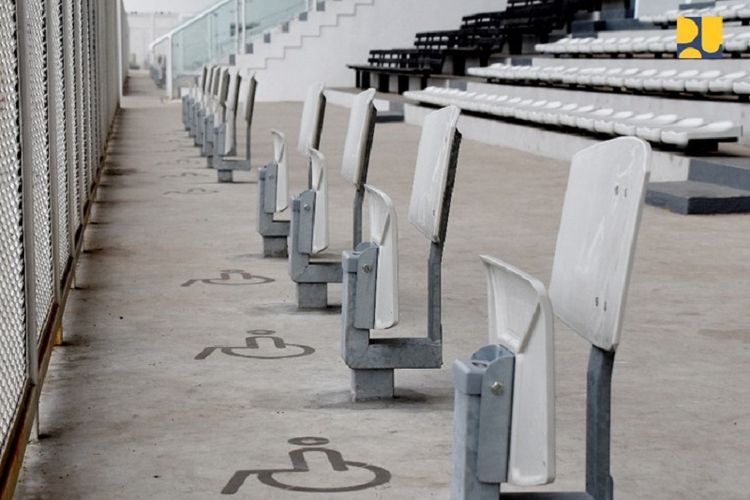 Fasilitas area kursi roda bagi penyandang disabilitas di Kompleks Gelora Bung Karno.