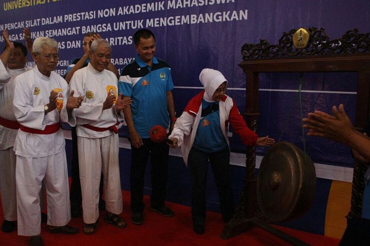 Kejuaraan Nasional Silat Perisai Diri Antar Perguruan Tinggi Piala Presiden RI digelar di Universitas PGRI Adibuana Surabaya, pada 27 September - 2 Oktober.