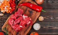 Mari Mengenal Gizi Daging Sapi dan Kambing