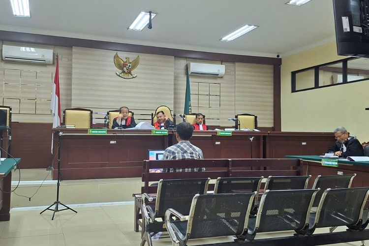 Kades di Bojonegoro Didakwa Atas Dugaan Korupsi Anggaran Desa Rp 1,4 Miliar