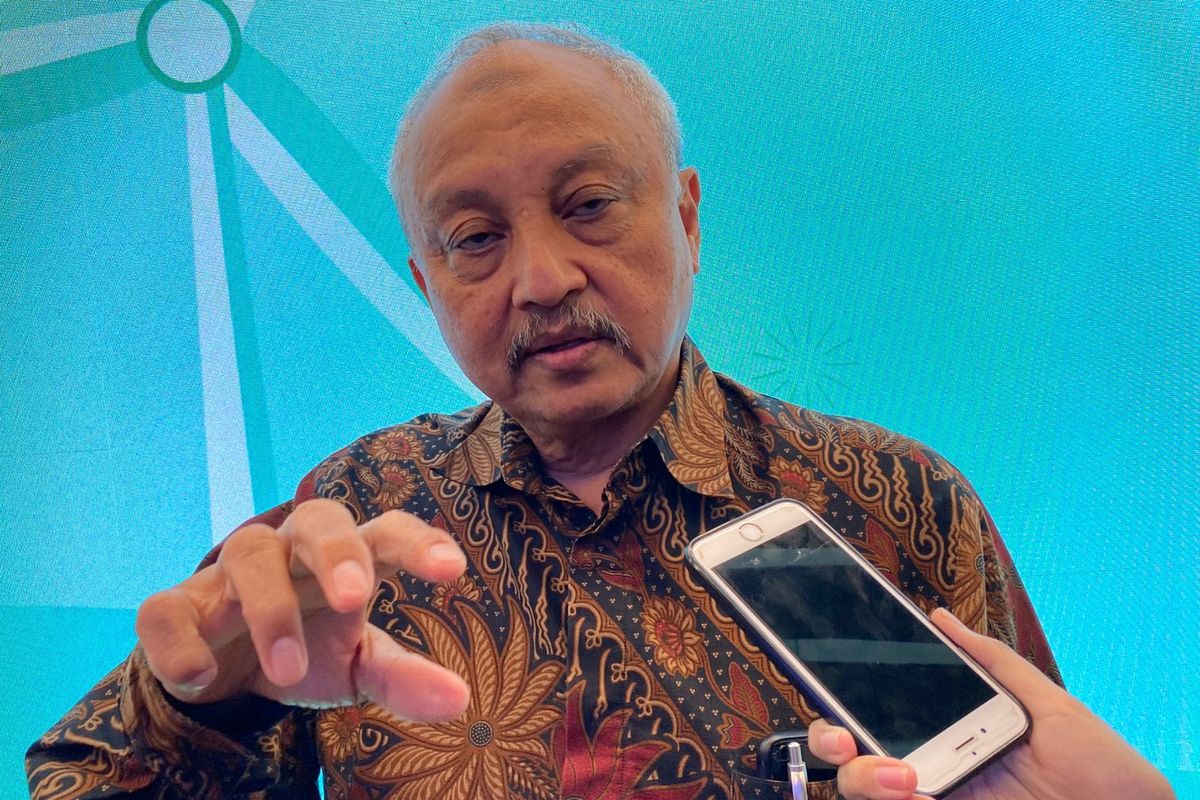 Wakil Ketua Dewan Pakar Bidang Riset & Teknologi Asosiasi Energi Surya Indonesia (AESI), Arya Rezavidi, menjelaskan terkait SDM di sektor EBT. 
