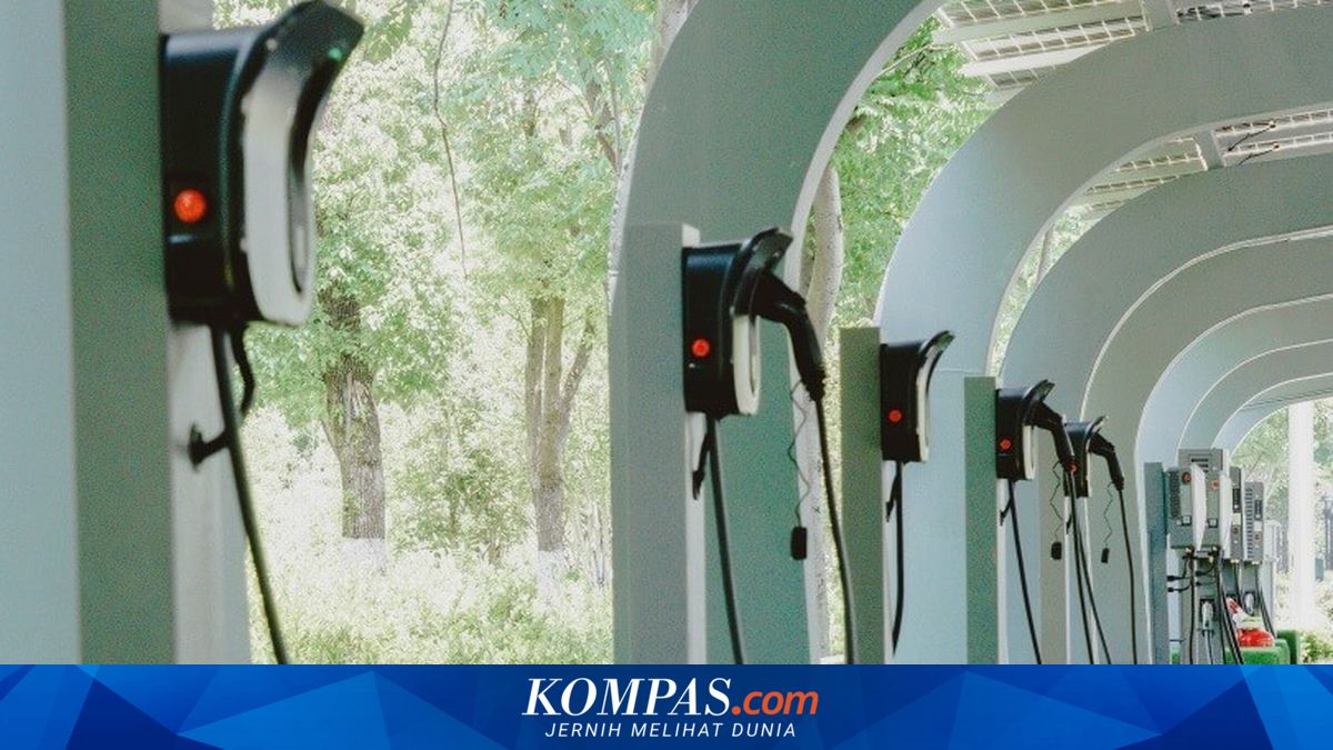 Elektrifikasi kendaraan dan kompor listrik dinilai kunci tekan subsidi energi dan kurangi ketergantungan impor.
