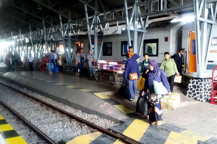 Suasana di Stasiun Blitar, Jawa Timur, Kamis (13/7/2023)