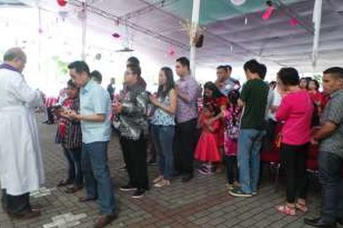 Misa Natal di Gereja Katedral Dipimpin Uskup Agung Jakarta