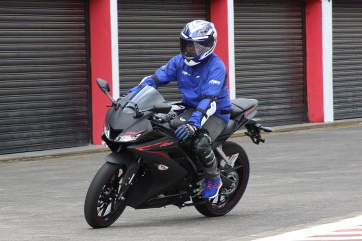 Tes ride Yamaha R15 di Sentul