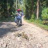 Waktu Belah, Dusun yang Jalan Utamanya Rusak dan Berbatu-batu Hampir 10 Tahun
