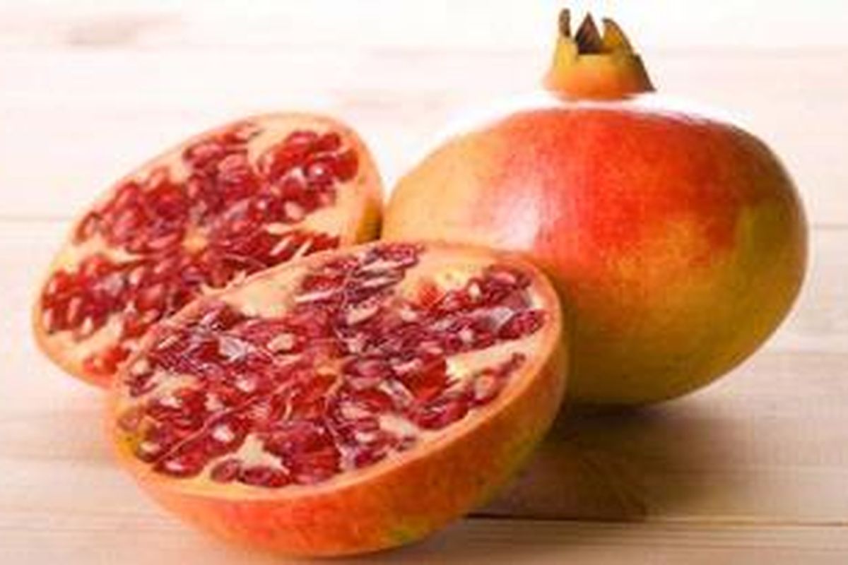 Terjadi penurunan yang signifikan dari kerusakan sel pada orang-orang yang diberi kapsul buah delima setiap hari selama sebulan.