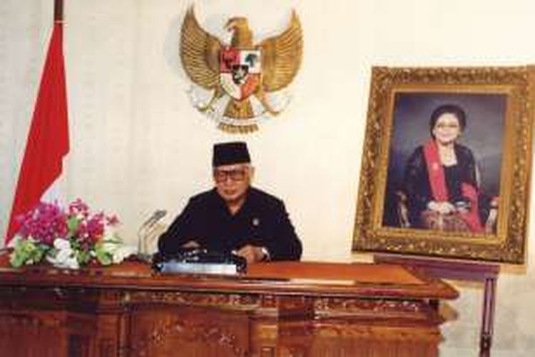 Presiden Soeharto mengucapkan terima kasih pada 5 Mei 1996 atas rasa bela sungkawa dan simpati dari berbagai kalangan, golongan, dan lapisan masyarakat, atas meninggalnya Ny. Tien Soeharto pada 28 April 1996.