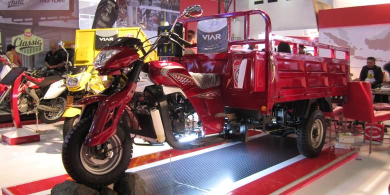 Produk terbaru Viar dari tipe mini dumb truck Viar Karya 300cc