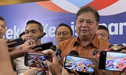 Pengusaha Pertanyakan Kenaikan UMP 6,5 Persen, Airlangga: Landasannya Inflasi dan Pertumbuhan Ekonomi