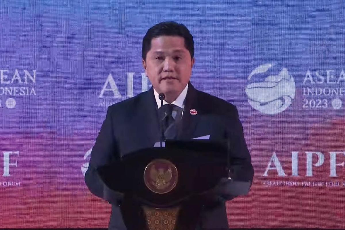 Menteri BUMN Erick Thohir dalam ASEAN Indo-Pacific Forum (AIPF) 2023 yang merupakan bagian dari rangkaian dari KTT ke-43 ASEAN di Hotel Mulia, Jakarta, Selasa (5/9/2023). 