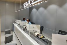 Di Oppo Service Center, Konsumen Bisa Lihat Langsung HP-nya Dibongkar