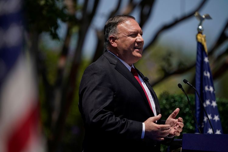 Menteri Luar Negeri Amerika Serikat Mike Pompeo saat berpidato di Richard Nixon Presidential Library, di Yorba Linda, California, AS, 23 Juli 2020.