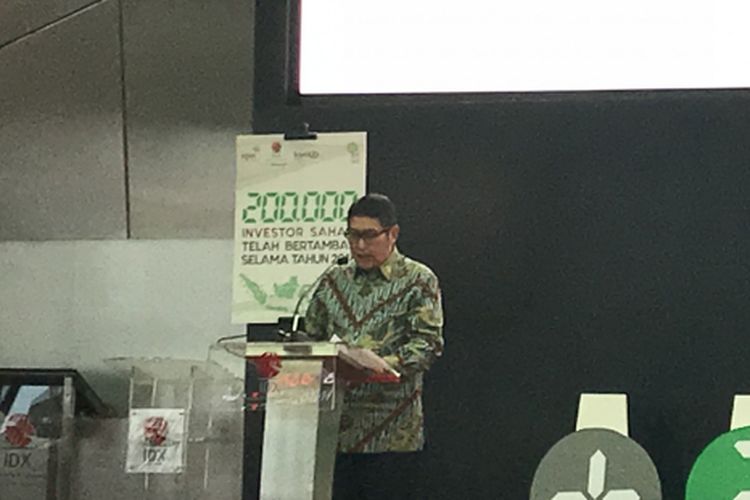 Direktur Utama Bursa Efek Indonesia (BEI) Inarno Djajadi di Main Hall BEI Jakarta, Kamis (22/11/2018)
