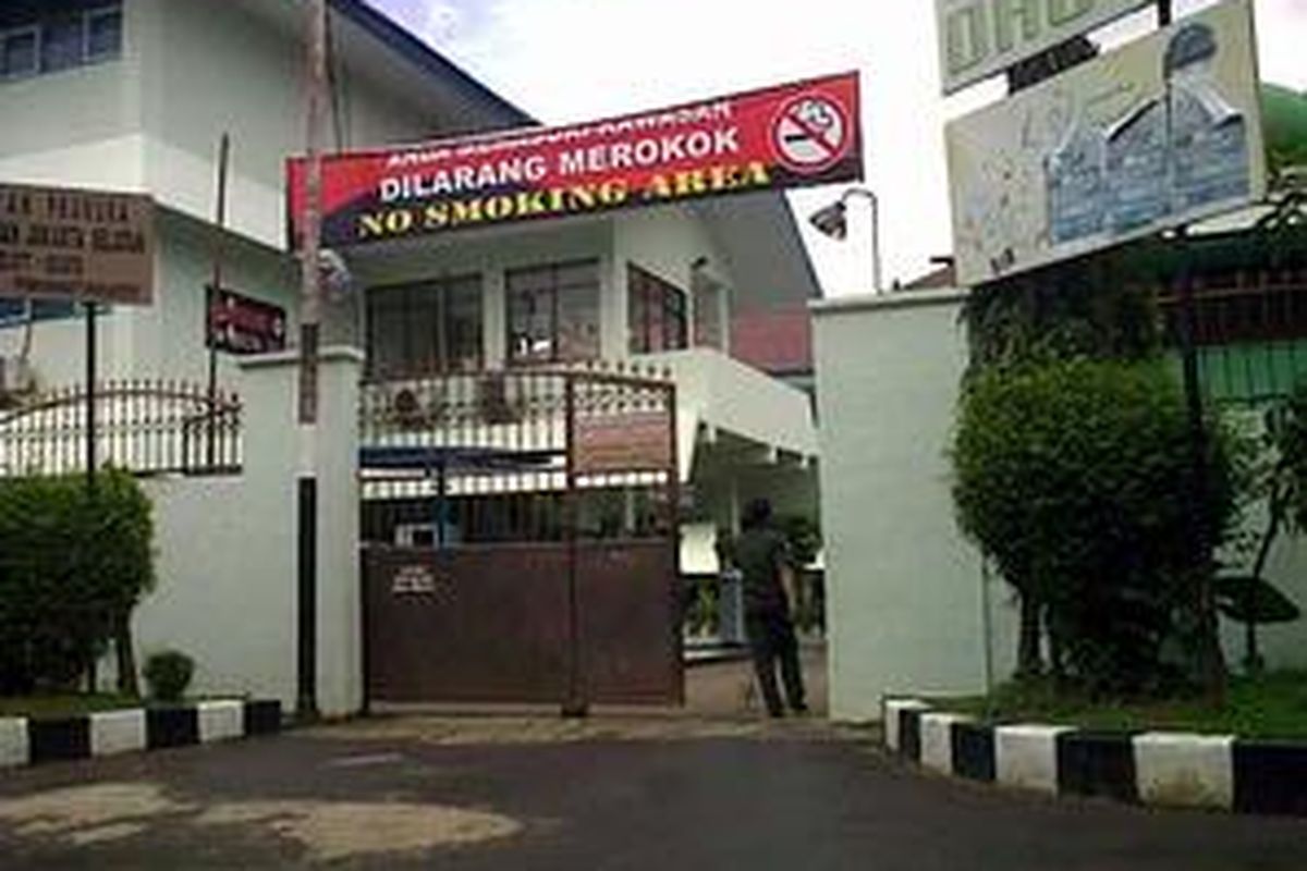 Gerbang SMA Negeri 8 Jakarta