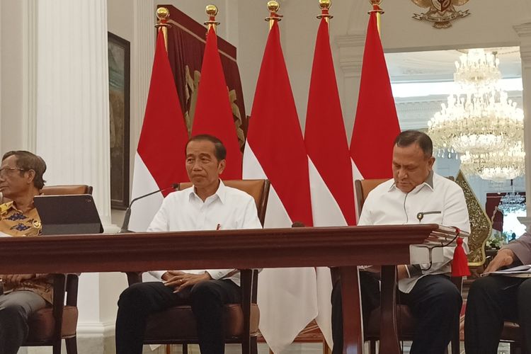 Jokowi Ingatkan Penegak Hukum Tidak Tebang Pilih Tangani Kasus Pidana