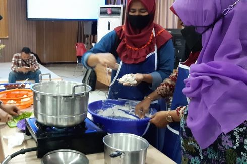 Wujudkan Kampung Nelayan Maju, Kementerian KP Gelar Pelatihan Diversifikasi Olahan Ikan