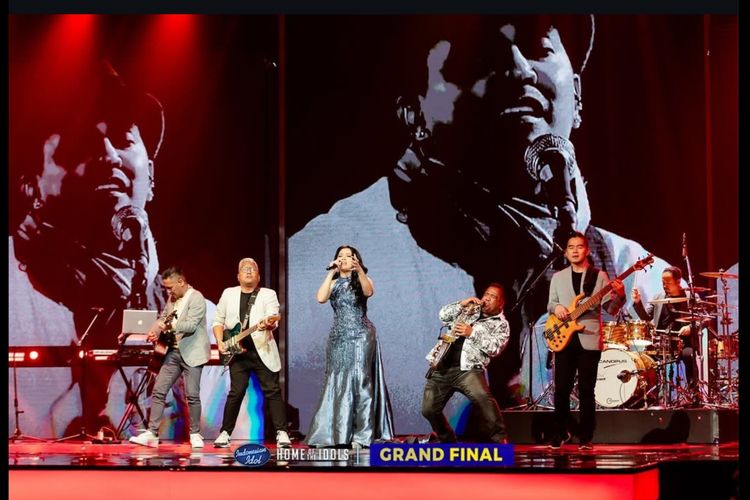 Nostalgia Lagu-lagu Glenn Fredly di Panggung Indonesian Idol 2025