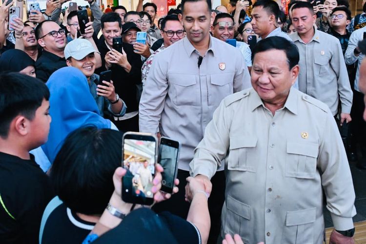 Prabowo Returns to Jakarta on Whoosh After Inaugurating SMA Taruna Nusantara in Cimahi