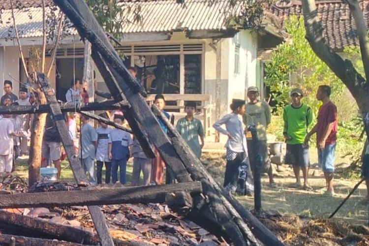 Dipicu Korsleting Listrik, Kandang di Wanasari Brebes Terbakar, 25 Kambing Mati