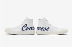 Intip Converse dengan Sentuhan Logo Besar