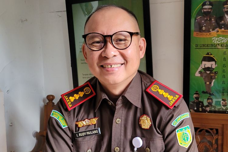 Kepala Kejaksaan Negeri (Kajari) Purwokerto Imanuel Rudy Pailang di kantornya, Senin (18/9/2023).