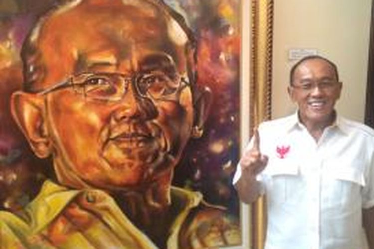 Ketua Umum Partai Golkar Aburizal Bakrie, di Taman Ismail Marzuki, Jakarta, Jumat (28/6/2014)