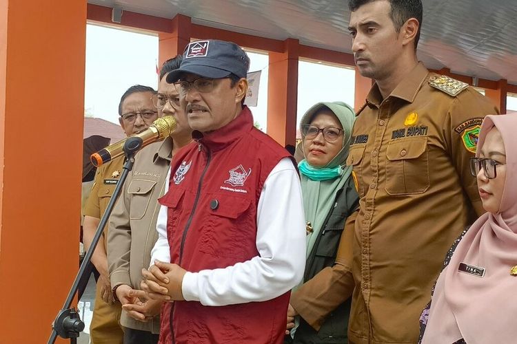Mensos Siapkan 30.000 Laptop Tambahan untuk Siswa Sekolah Rakyat