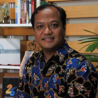 Direktur Eksekutif Indostrategic Ahmad Khoirul Umam berpose seusai program Gaspol, di Kompascom, Palmerah, Selasa (13/9/2022). 