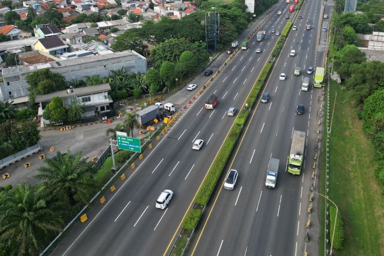 Pembatasan angkutan barang di jalan tol 