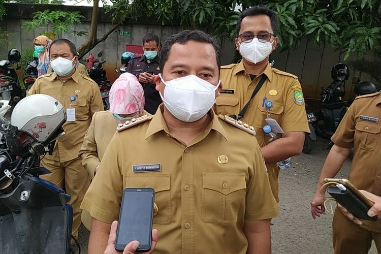 Wali Kota Tangerang Arief R Wismansyah saat ditemui di RSUD Kota Tangerang, Selasa (12/1/2021) siang.