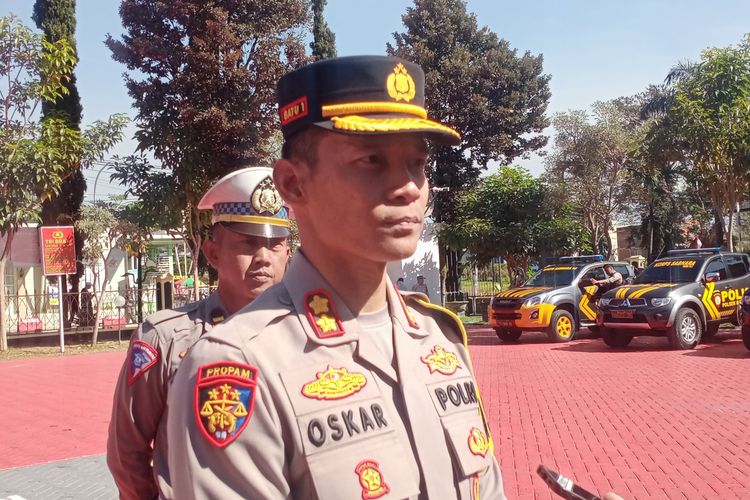 Kapolres Batu, AKBP Oskar Syamsuddin saat diwawancarai awak media pada Senin (4/9/2023).