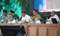 Mendagri Instruksikan Daerah dengan Inflasi Tinggi Kendalikan Harga Komoditas