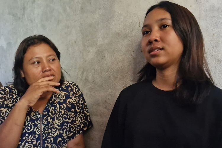 Naomi Daviola Setyani (17) ditemukan selamat usai tersesat di Gunung Slamet telah kembali ke rumah bersama ibunya di daerah Genuk, Semarang, Rabu (9/10/2024).