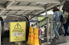 Eskalator di Stasiun Bekasi Masih Mati, Lansia dan Ibu Bawa Anak Turun lewat Tangga Manual