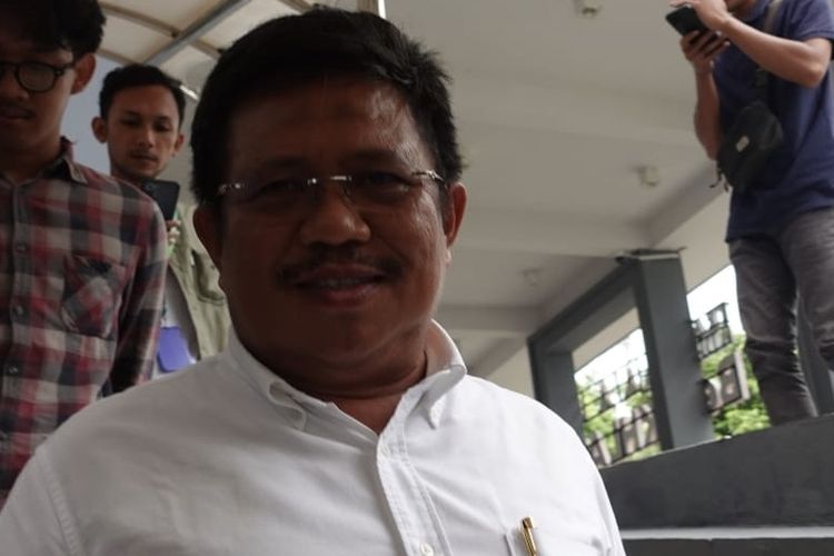 KPK Sita Uang Ratusan Juta dalam OTT Bupati Lombok Barat Ahmad Zaini