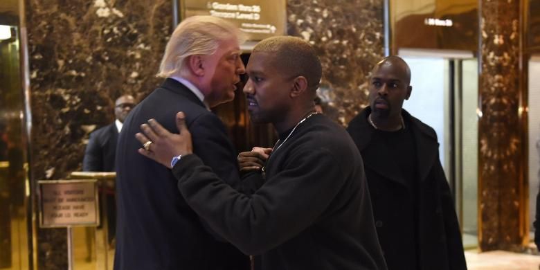 Artis musik Kanye West mengadakan pertemuan dengan presiden terpilih AS di Trump Tower, New York, Selasa (13/12/2016).