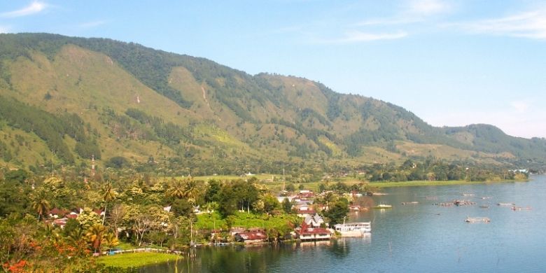 Danau Toba dan Pulau Samosir.