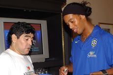 Maradona: Saya Sedih soal Ronaldinho, Dia Bukan Kriminal...