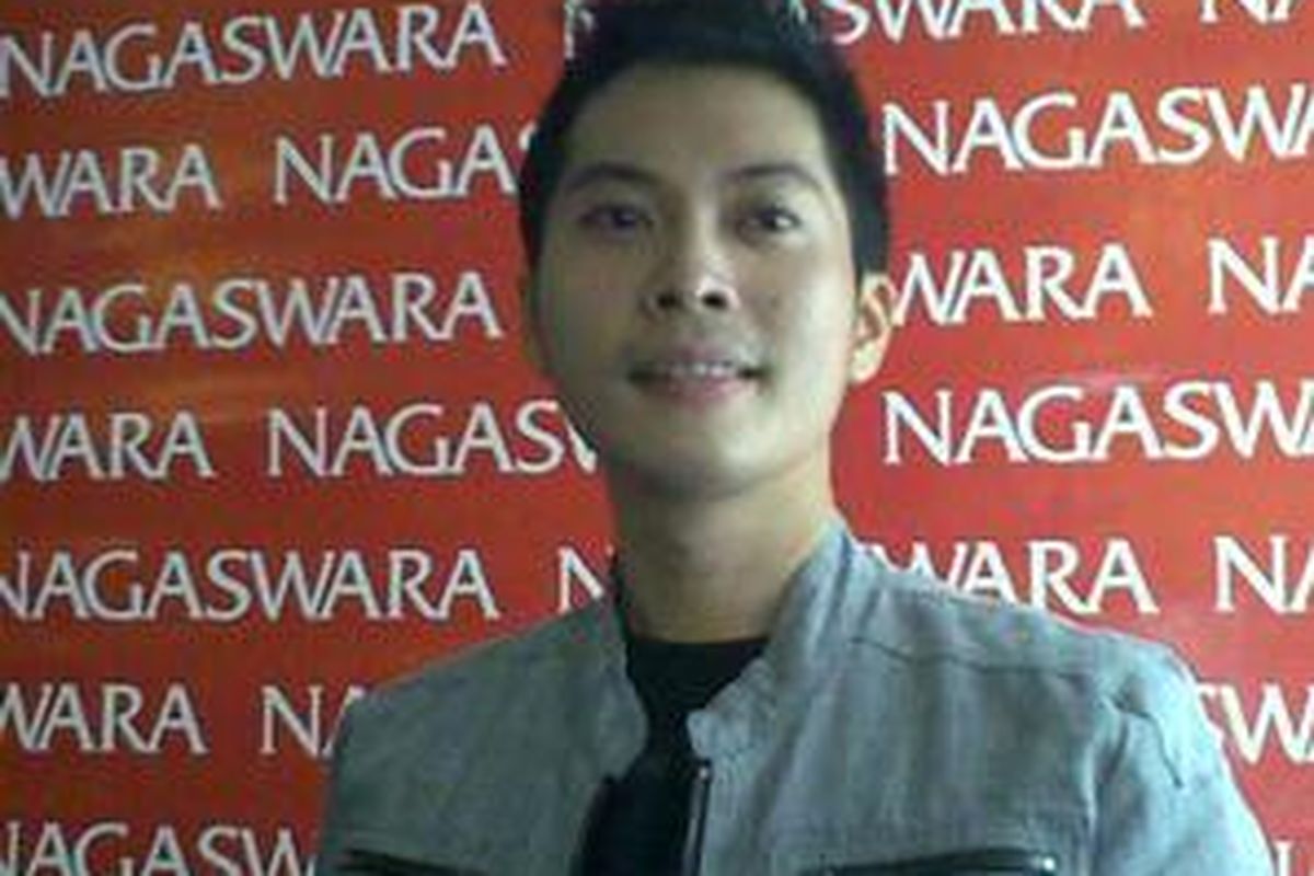 Vokalis baru Kerispatih, Fandy Santoso