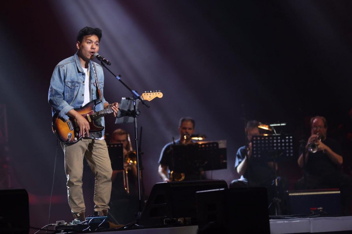 Rendy Pandugo di panggung BNI Music Project with Ron King Horn Section dalam Java Jazz Festival hari kedua di JIExpo Kemayoran, Jakarta Pusat, Sabtu (2/3/2019).