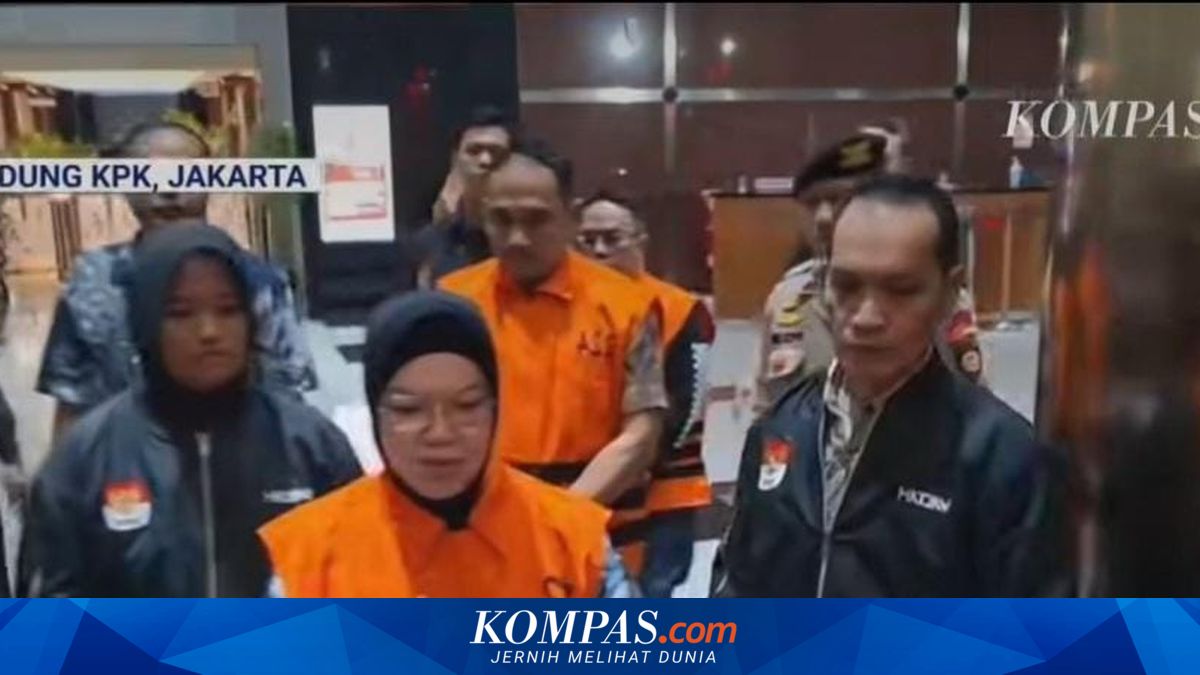 Selain Bupati Etik Suryani, KPK Tahan Kepala BPKPAD dan Plt Kabag Umum Setda Sukoharjo